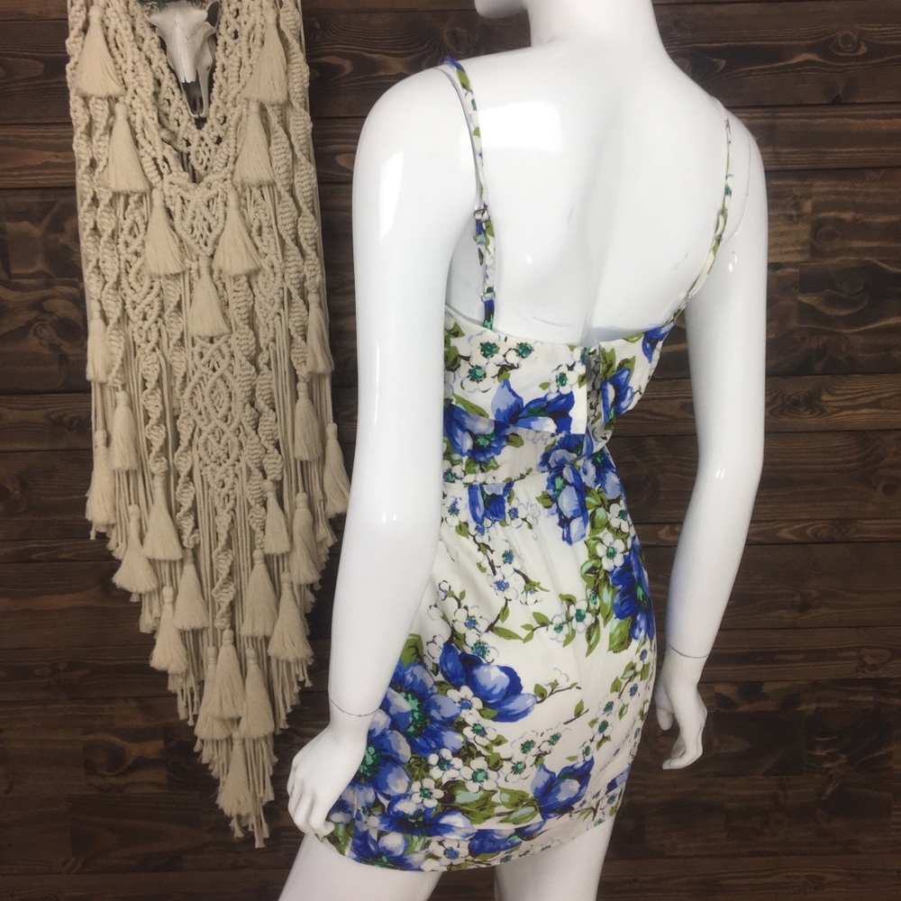 Arden B | Floral Split Tier Dress Blue and Green Flowers Mini Dress - Picture 4 of 5